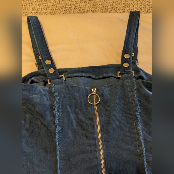 NWOT Forever 21 corduroy dress - Picture 5 of 8